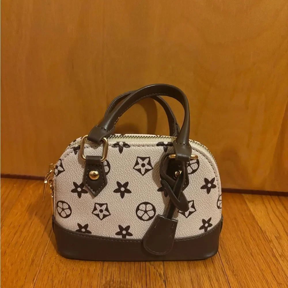 Source Unknown White and Brown Mini Dome Satchel